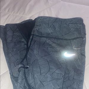 NIKE LEGGINGS